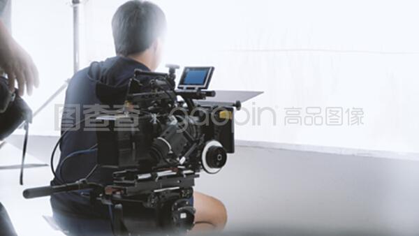 攝像與制作服務(wù) 在線廣告錄音的專(zhuān)業(yè)視角